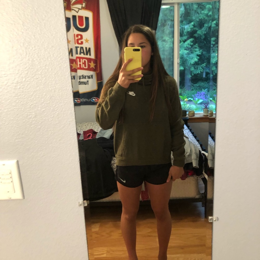 Nike sweatshirt